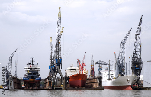 floating dock photo