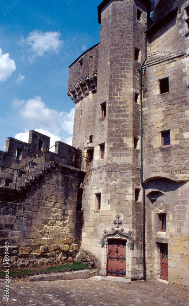 loche castle
