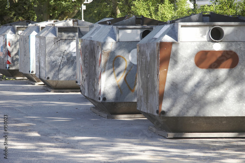 altglascontainer 02