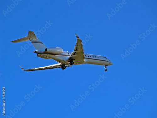 landing aeroplane