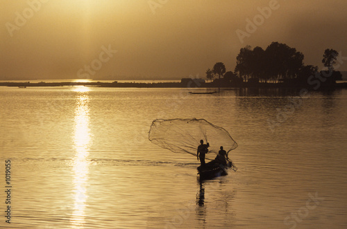 pèche au rets sur le niger, mali, décembre 2002