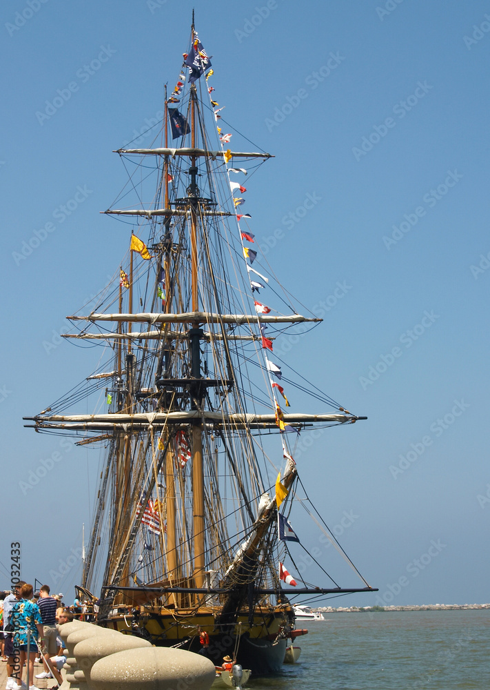 Fototapeta premium tall ship at dockside