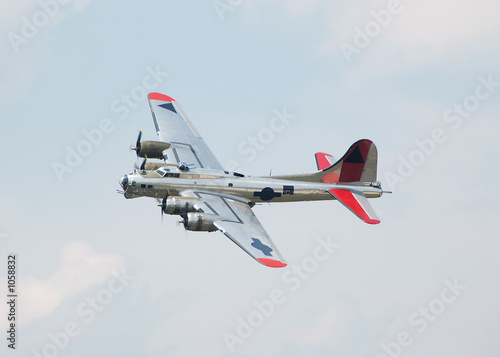 flying fortress vintage bomber