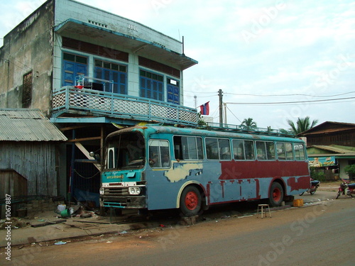 rue, laos