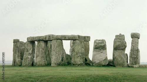 0013-stonehenge