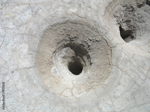 Murais de parede volcano crater hole