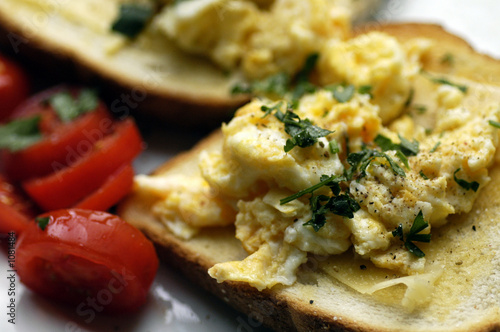 scrambled eggs photo