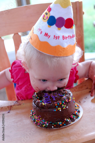 cake in face