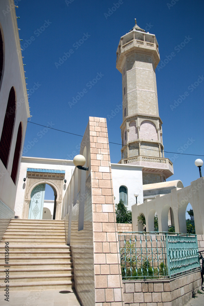 vue d'une mosquée tunisienne