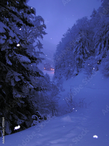0283-neige en nocturne