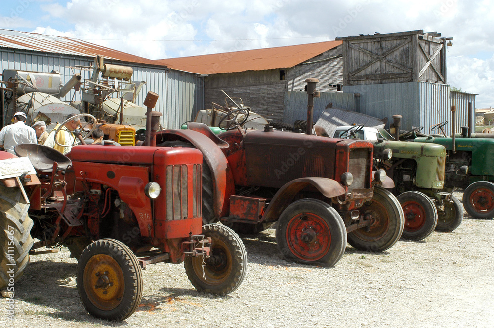 les vieux tracteurs