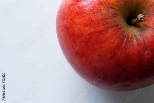 red apple