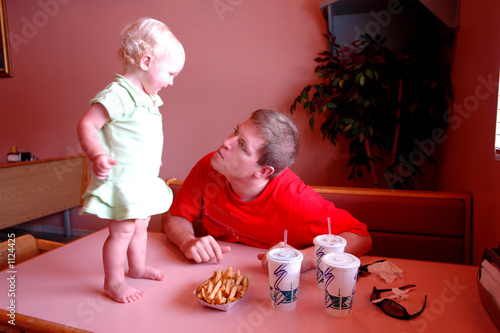 restraunt patrons