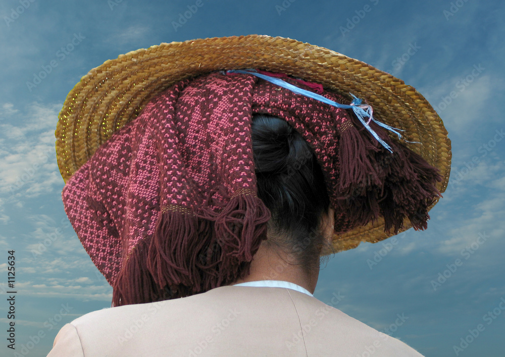 Chapeau traditionnel Birman Stock Photo | Adobe Stock