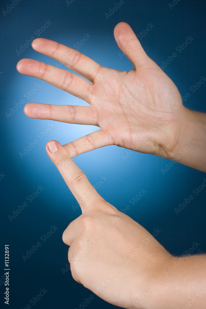 hands counting - 5