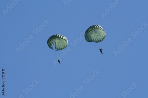 paratroopers