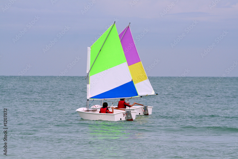 Obraz premium enfant et voile