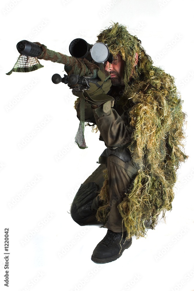 Fotografie sniper in ghillie suit