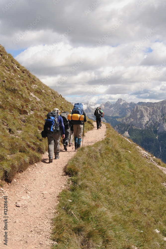 Fototapeta premium trekkers in the dolomites