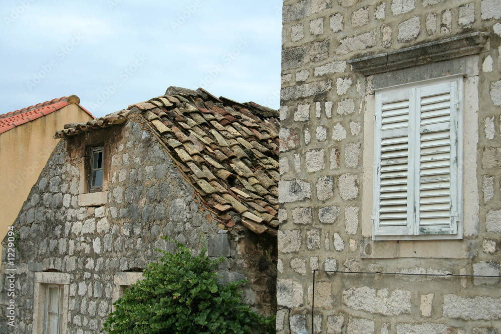 old house in ston