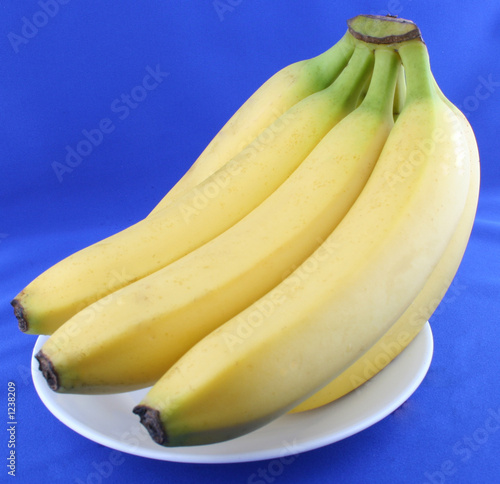 banana in plate
