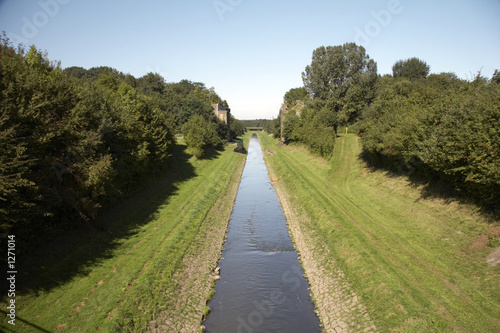 open waste water canal emscher 02