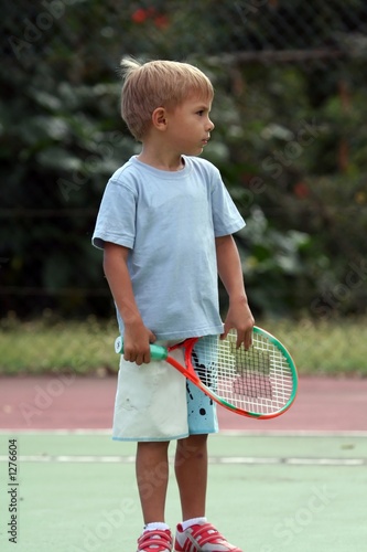 boy with a racquet © Xavier MARCHANT