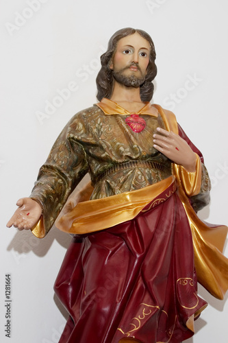 jesus statue photo