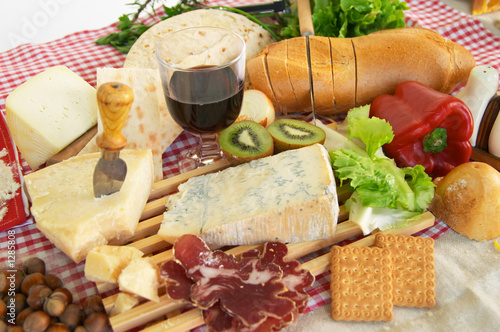 gorgonzola, parmigiano, pecorino cheese
