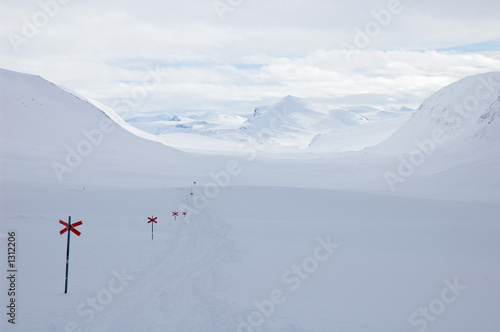 cross country ski hiking trail