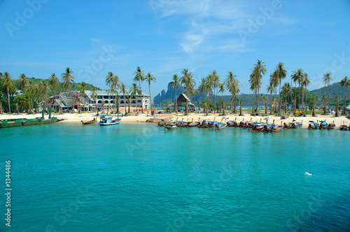 boats  beach  and paradise.