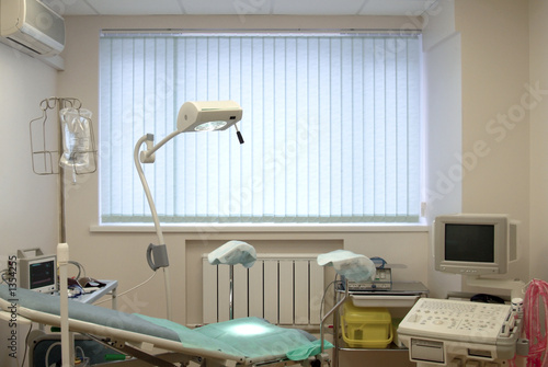 Slika na platnu room in clinic