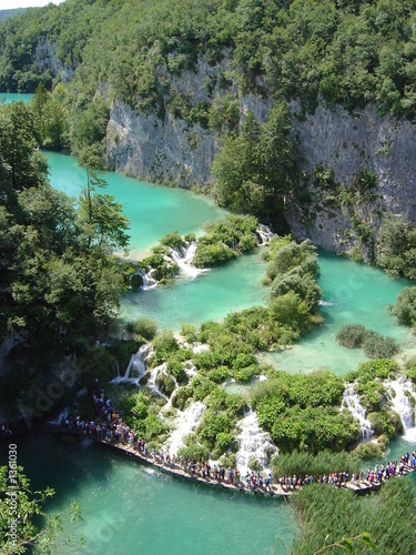 lacs de plitvice, en croatie photo