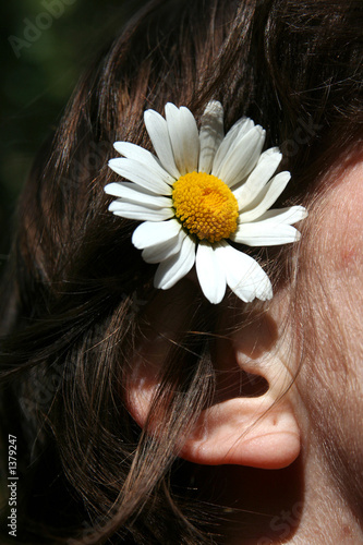 flower and the girl ear