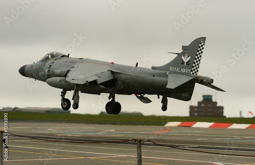 Obraz na plátně the last sea harrier lands