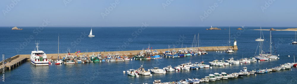 port de l'ile de houat