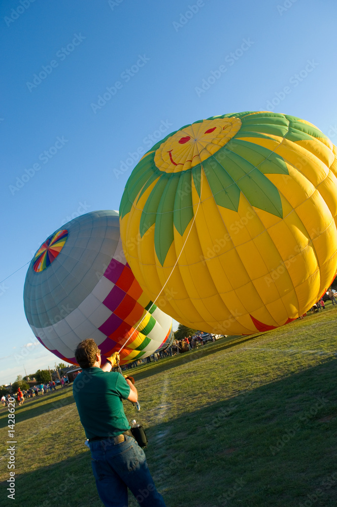 Obraz premium hot air balloon launching