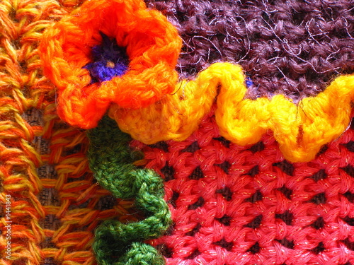 crochet flower and ruffle
