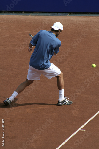 tennisman in action iv