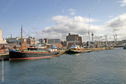 liverpool ships in dock