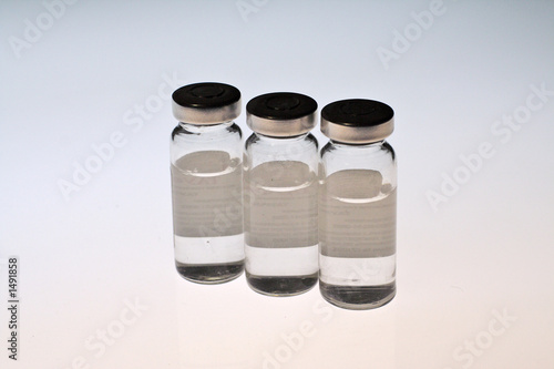 drugs on the glass (4)