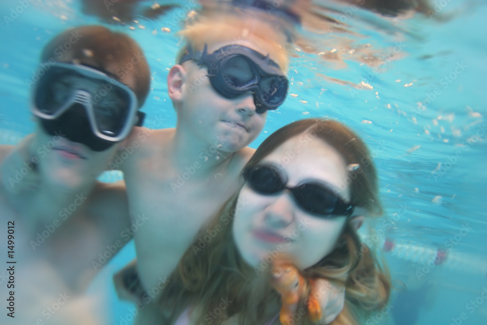 family underwater pool