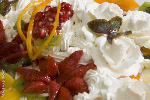 pie with glaze butterfly