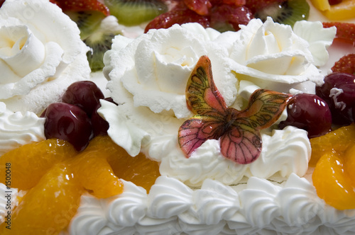pie with glaze butterfly