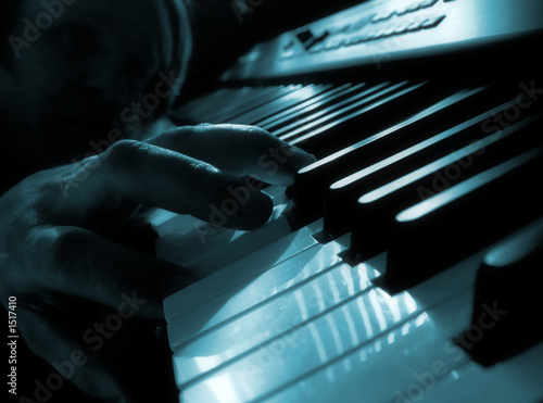 фотографія piano playing