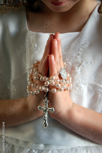 praying girl