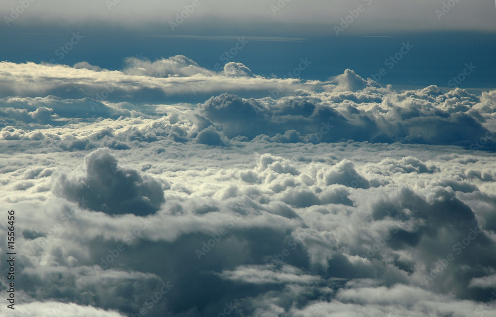Naklejka premium above clouds