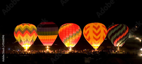 Hot air balloons glow show 