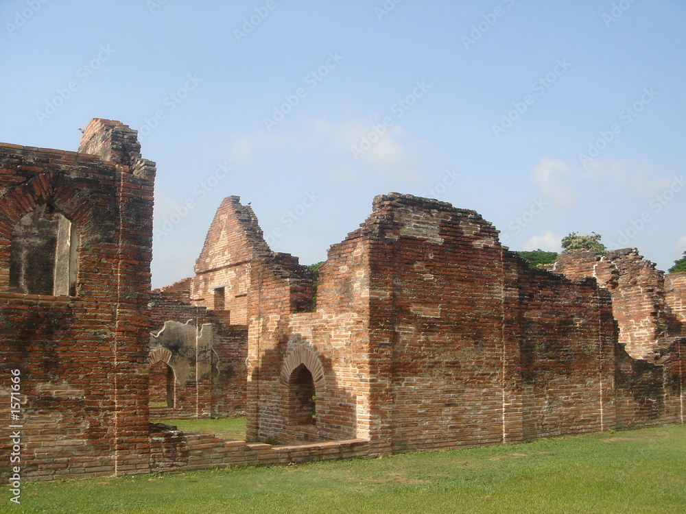 ruines de palais