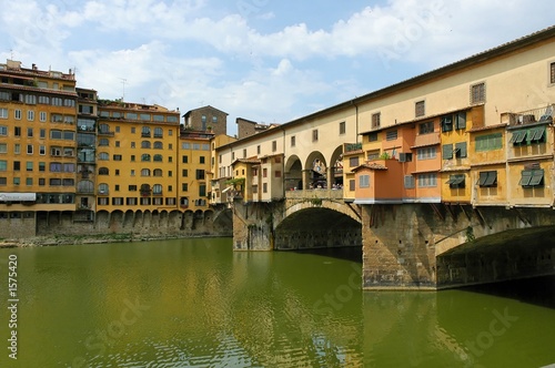 ponte vecchio à florence en italie © Thierry Lucet